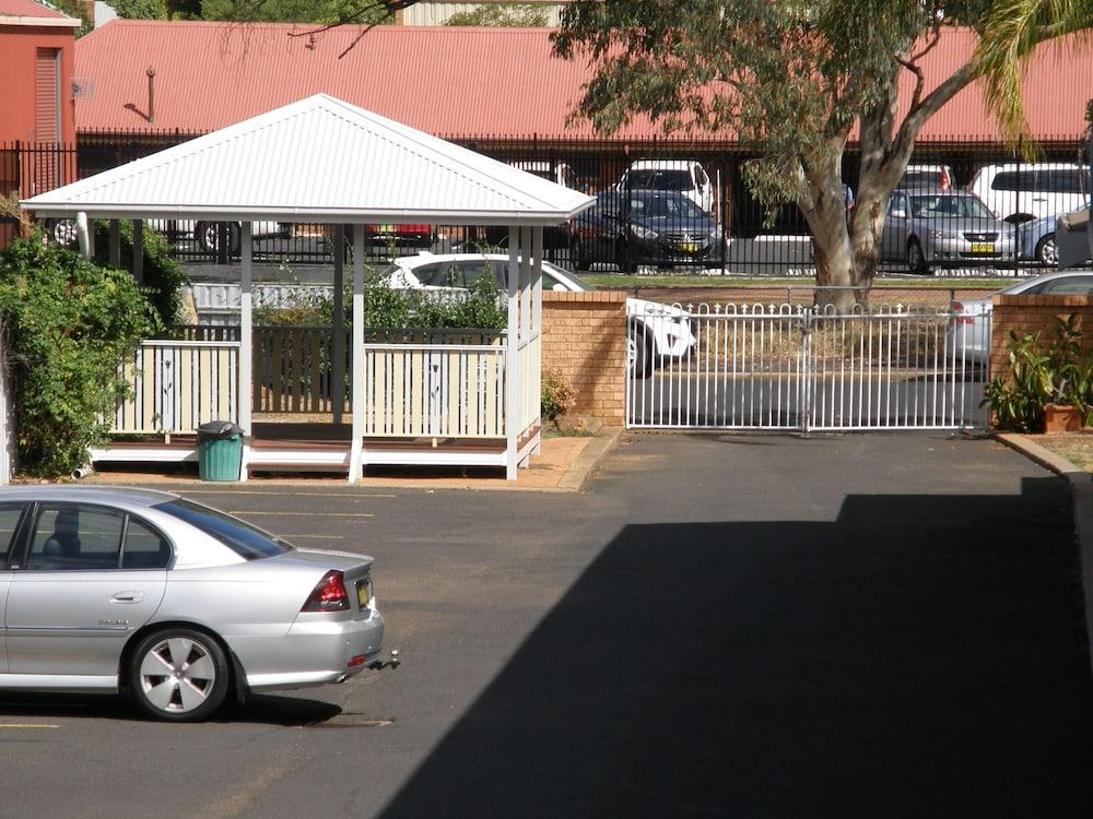 Blue Diamond Motor Inn Dubbo Esterno foto