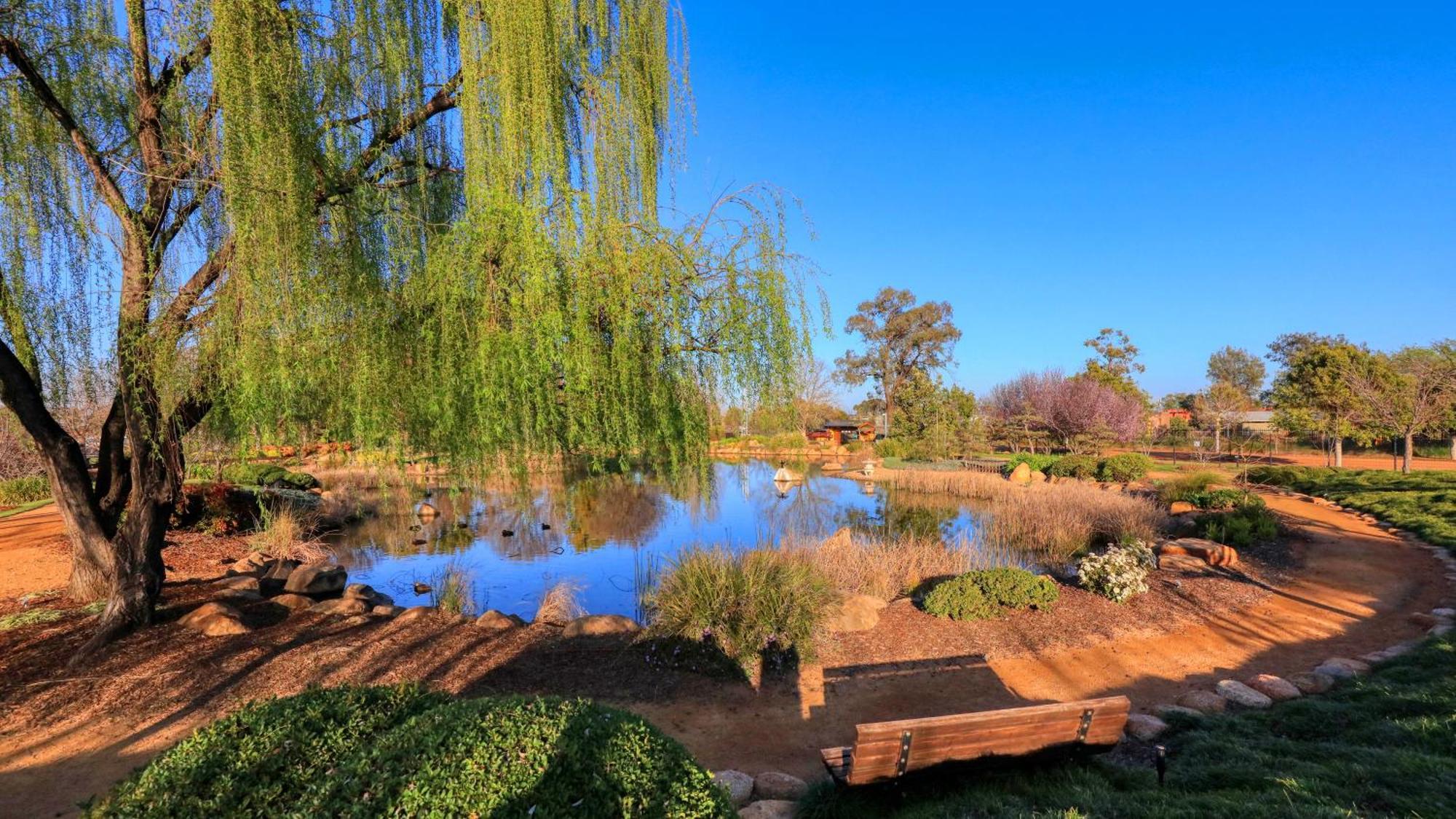 Blue Diamond Motor Inn Dubbo Esterno foto