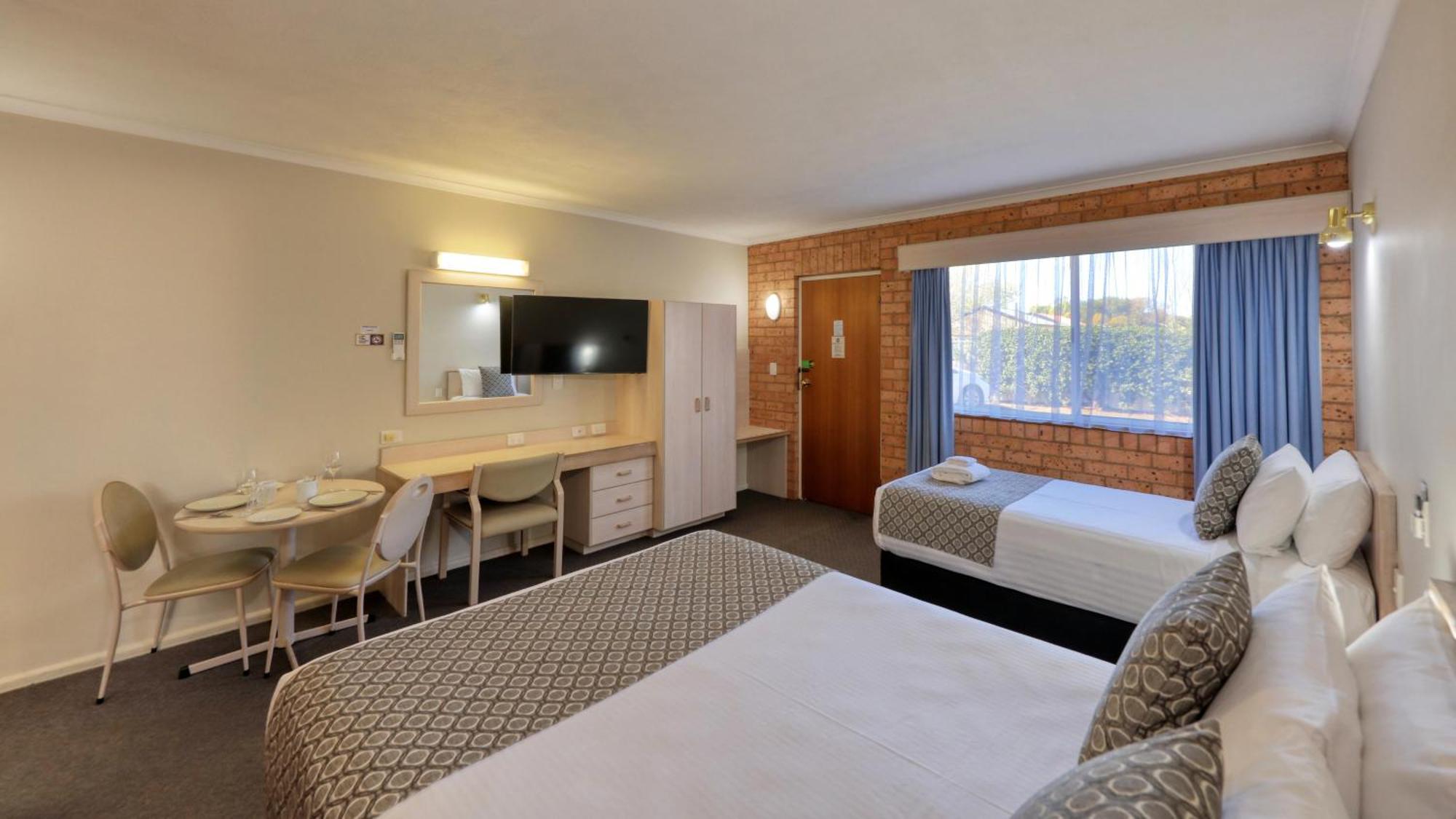 Blue Diamond Motor Inn Dubbo Esterno foto