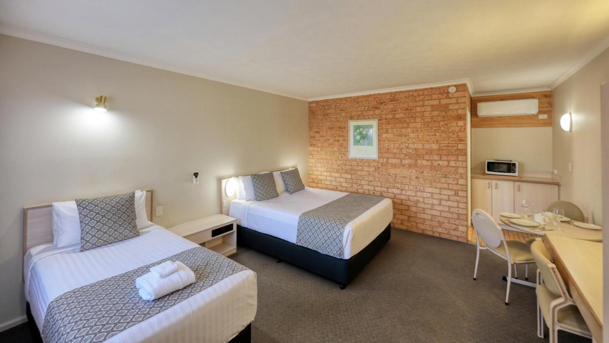 Blue Diamond Motor Inn Dubbo Esterno foto