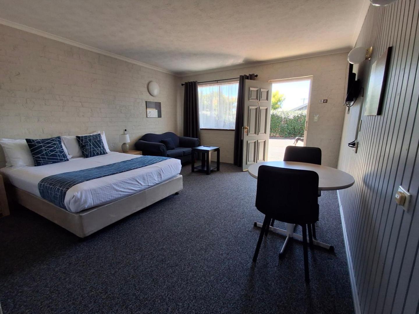 Blue Diamond Motor Inn Dubbo Esterno foto