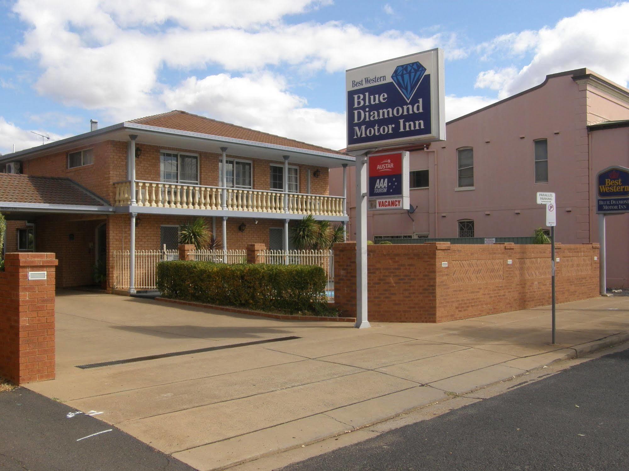 Blue Diamond Motor Inn Dubbo Esterno foto